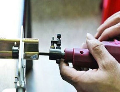 荥经24小时上门开锁公司